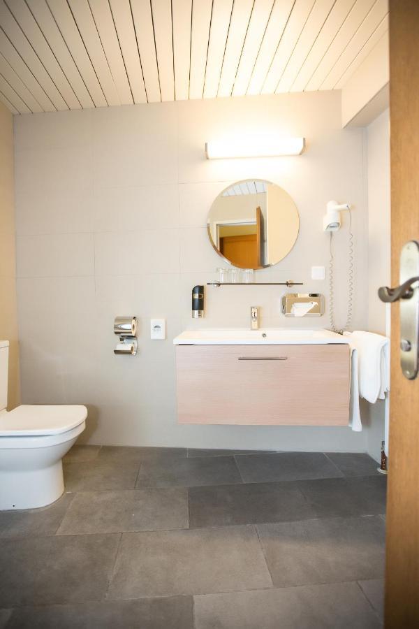 Das Reinisch Just Rooms Schwechat Extérieur photo