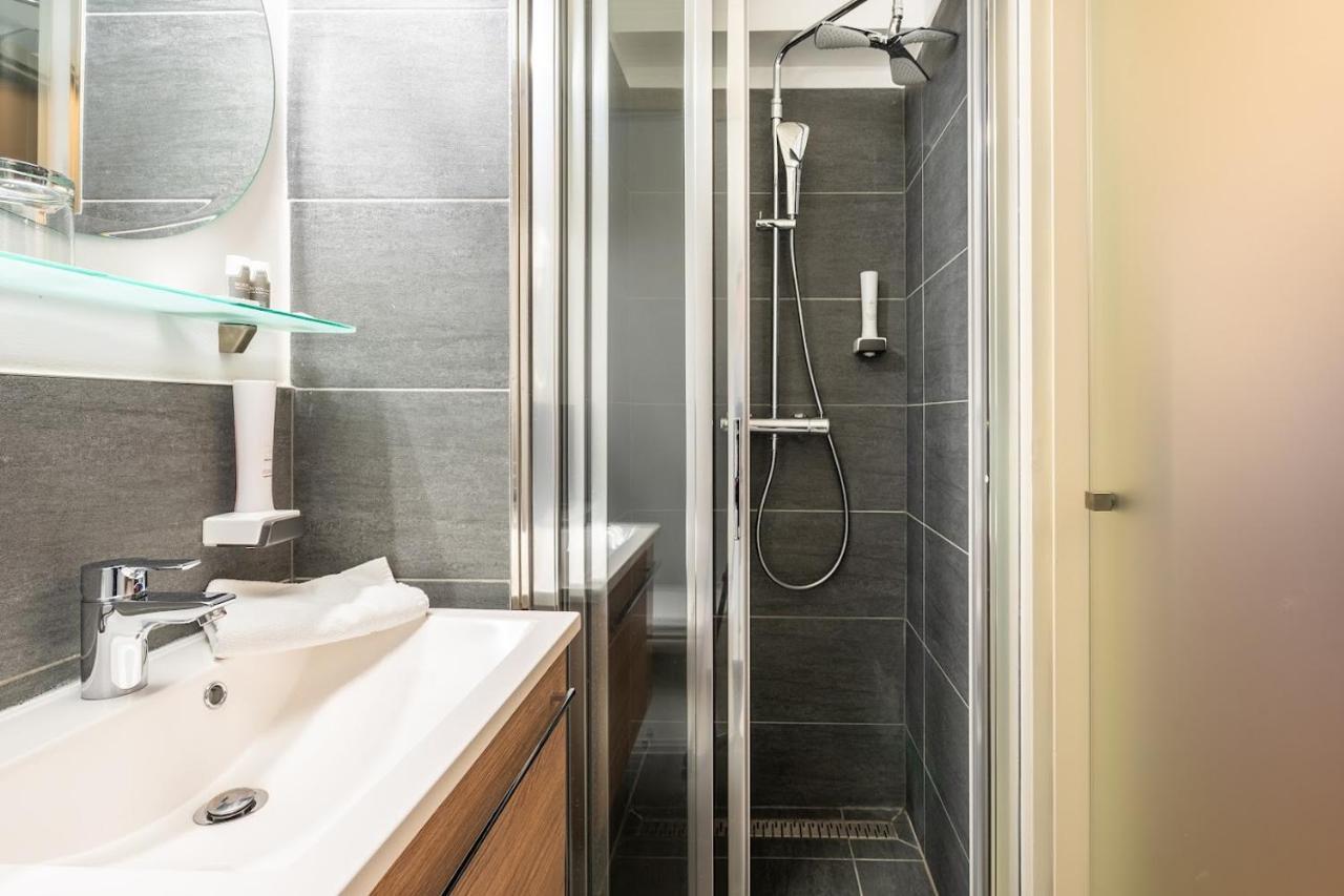 Das Reinisch Just Rooms Schwechat Extérieur photo