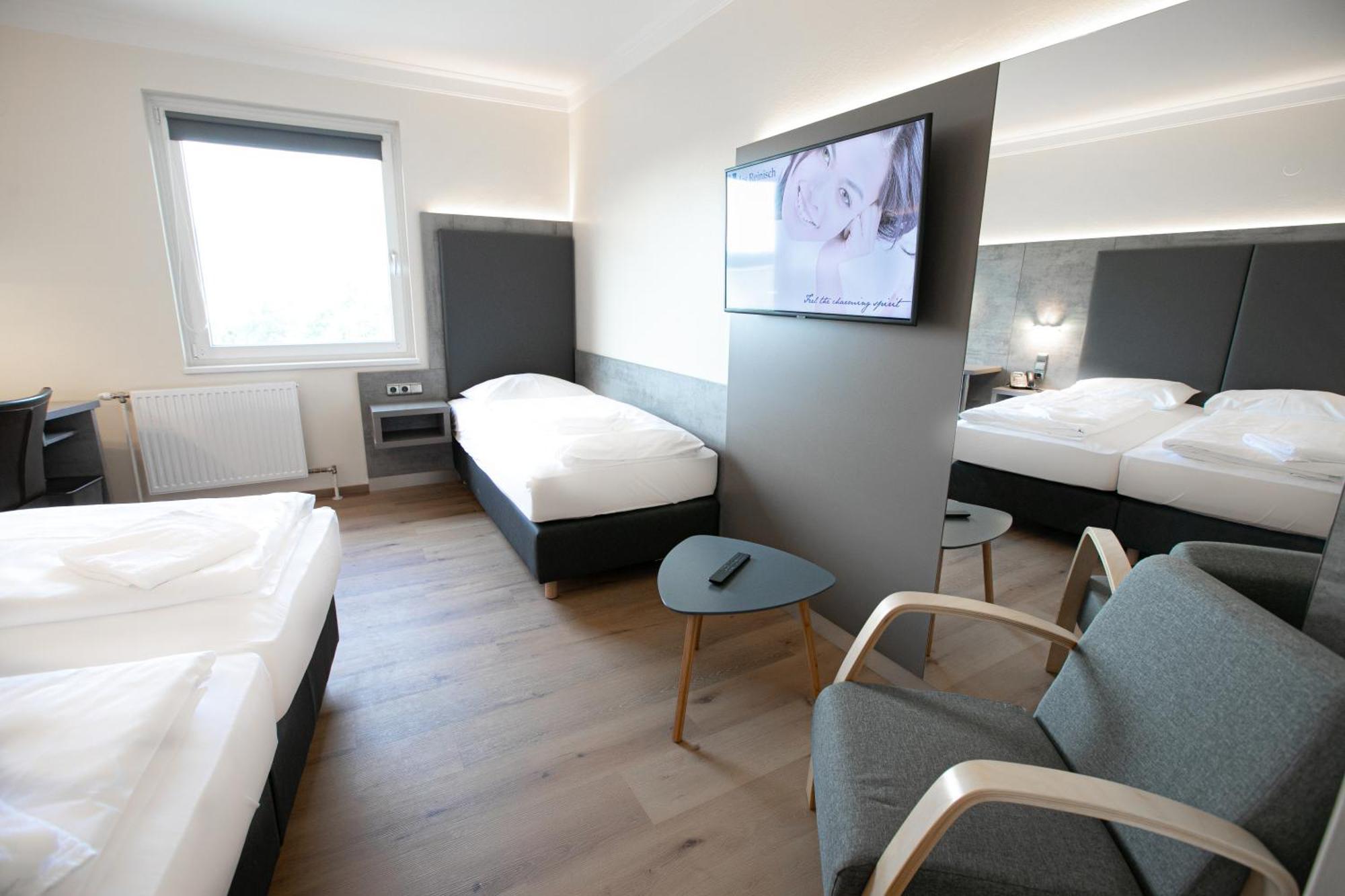 Das Reinisch Just Rooms Schwechat Extérieur photo